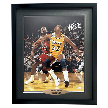 Magic Johnson V.1  // Lakers // 16x20 Photo // Signed + Framed