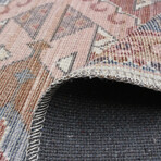 Afshar // Beige (5'1" x 7'11")