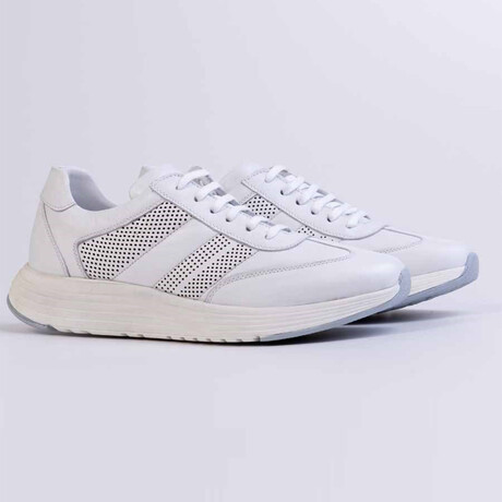 Miles Sneakers // White (Euro: 39)