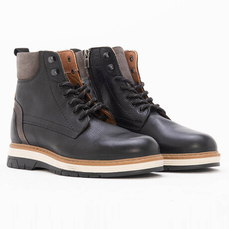 Andy Boots // Black (Euro: 39)