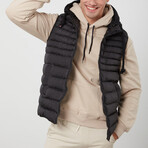 Stephen Vest // Black (Small)