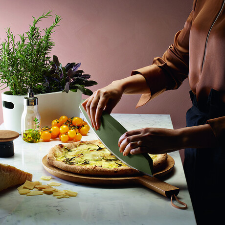 Green Tool // Pizza + Herb Knife // Green