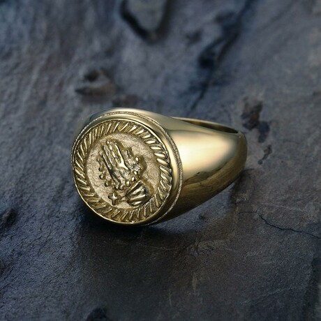 Round Praying Hands Signet Ring // Gold (7)
