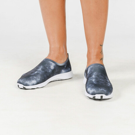 Women's Tie Dye Aqua Slip-On // Black (US: 5)