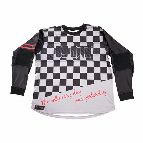 Chee's Camisetas Dirt Track Jersey // Black + White (Medium)