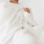 Yaasa Signature Weighted Blanket // White (15lb)