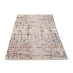 Hanna // Ivory (8'L x 5'W)