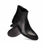 Michael Boot // Black (Euro: 43)