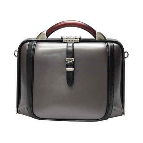Dulles Touch Compact Messenger // Silver