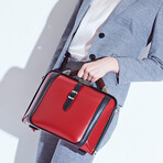 Dulles Touch Compact Messenger // Red