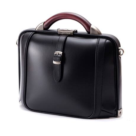 Dulles Touch Compact Messenger // Black