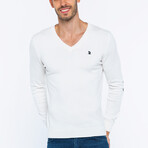 V-Neck Guernsey Style Sweater // White (XL)