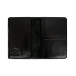 Gulliver's Travels // Small Leather Passport Holder // Black (Black)