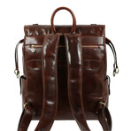 The Good Earth // Leather Backpack // Dark Brown (Dark Brown)