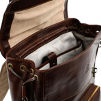 The Good Earth // Leather Backpack // Dark Brown (Dark Brown)