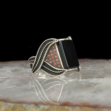 Onyx Ring + Red Stone (6)