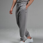 Lucas Oversize Jogger Pants // Light Gray (S)