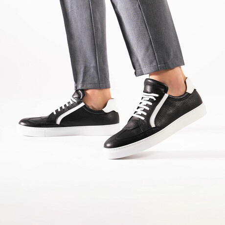 Jared Sneaker // Black (Euro Size 38)