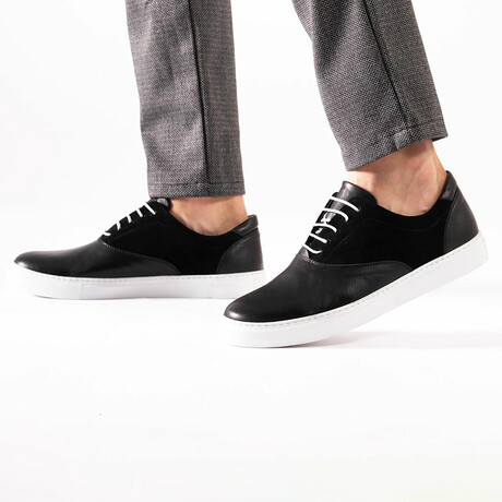 Richard Sneaker // Black Suede (Euro Size 38)