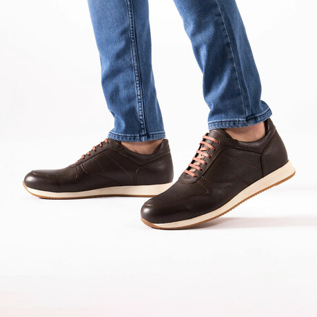 Alexander Sneaker // Brown (Euro Size 46)