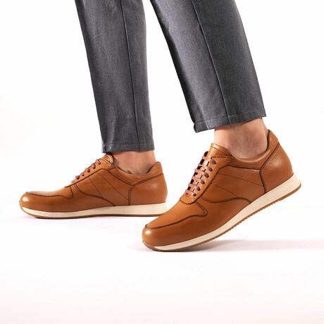 Brian Sneaker // Tan (Euro Size 39)