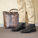 Balmoral // Black (Euro: 43)