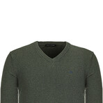Solid V-Neck Pullover // Green (M)
