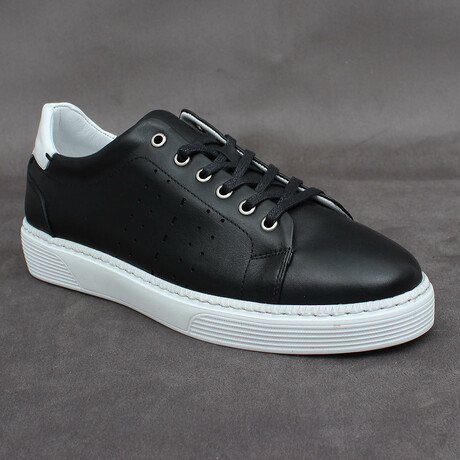 Uttu Shoe // Black (Euro: 40) - Graf Footwear - Touch of Modern