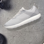 Vimana Hybrid Runner // Moon Gray + Classic White (M 5 / W 6.5)