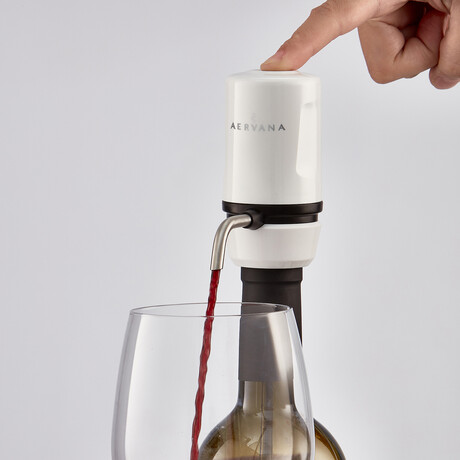 Aervana Travel // White