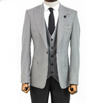 Kyler Slimfit Plaid 3-Piece Suit // Gray (Euro: 54)