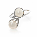 18K White Gold Diamond + Pearl Ring // Ring Size: 6.5 // Store Display