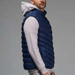 Zach Insulated Puffer Vest // Navy (XL)