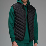 Henry Insulated Puffer Vest // Black (L)