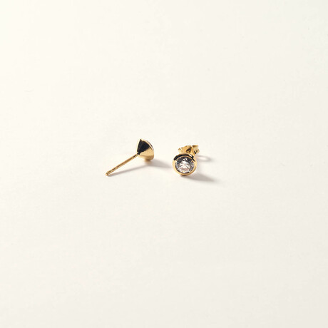 14K Gold Medium Stud