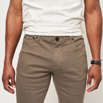 EveryDay Pant // Army Green (33WX32L)