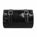 Dracula // Leather Hanging Wash Bag Toiletry Bag // Black (Black)