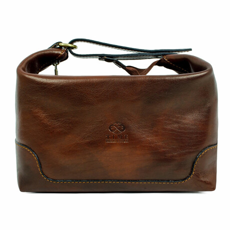 Autumn Leaves // Leather Toiletry Bag // Brown (Brown)