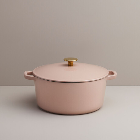 Milo by Kana // Classic Dutch Oven  // 5.5 Qt  // Dusty Pink  + Gold