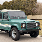 Refurbished Land Rover Defender 110 V8 // Trident Green