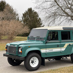 Refurbished Land Rover Defender 110 V8 // Trident Green