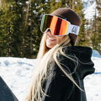 Pipeline Snow Goggles // Arctic White Blaze