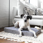 Snooz Dog Crate Pad // Medium (Gray)