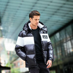 Leerik // Black (XL)