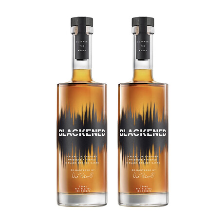 Blackened American Whiskey + Blackened Velvet Bag // Set of 2 // 750 ml Each