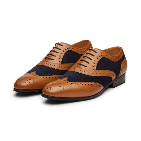 Spectator Wingtip Oxford // Tan & Navy (US: 7)