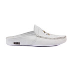 Ian Slippers // White (Euro: 42)