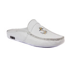 Ian Slippers // White (Euro: 42)
