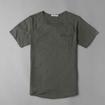 X Pocket Curved Hem T-Shirt // Military (XS)