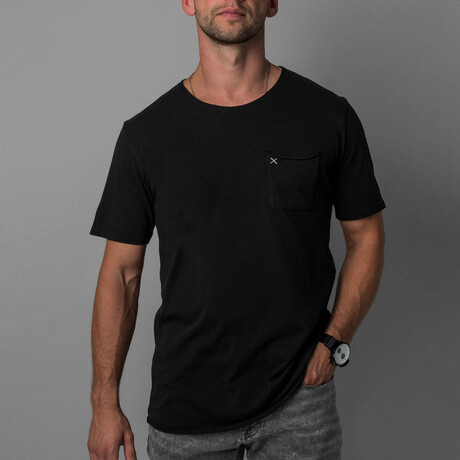 X Pocket Curved Hem T-Shirt // Black (XS)